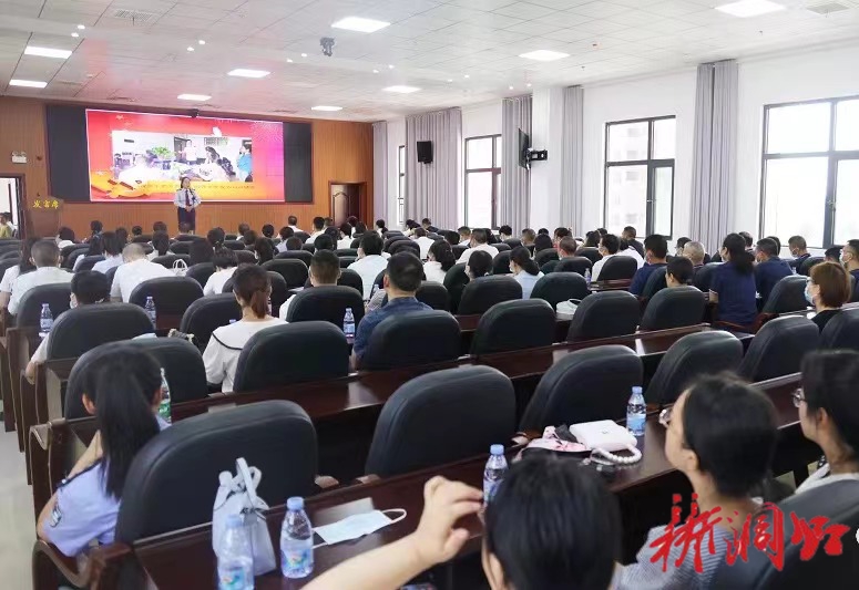 洞口县举行机关青年党员“弘扬光荣传统 赓续红色血脉”主题演讲比赛_邵阳头条网