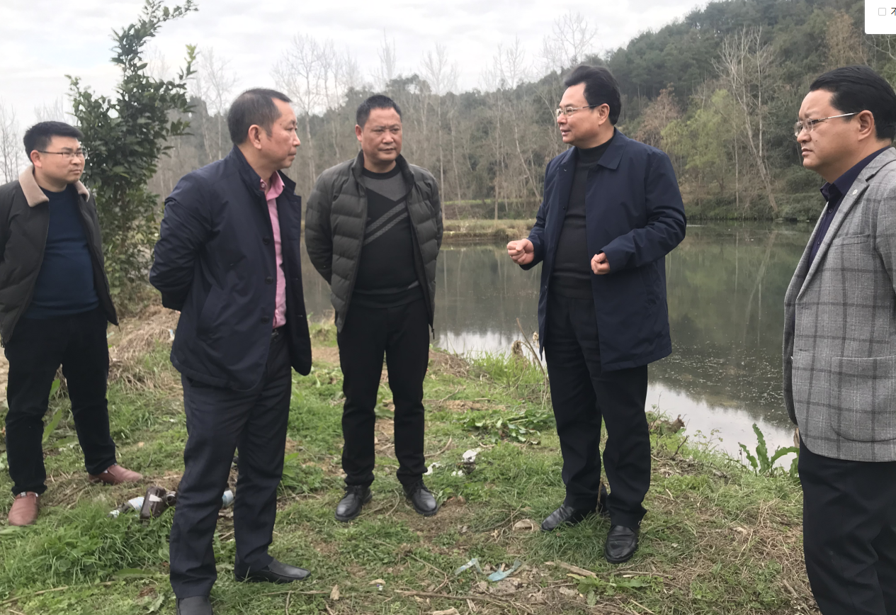 周乐彬到石江镇开展巡河工作