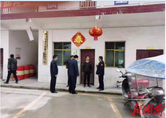 洞口县交通局“学史力行”为民办实事(图1)