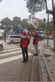 洞口县司法局开展交通安全文明劝导志愿服务(图2)