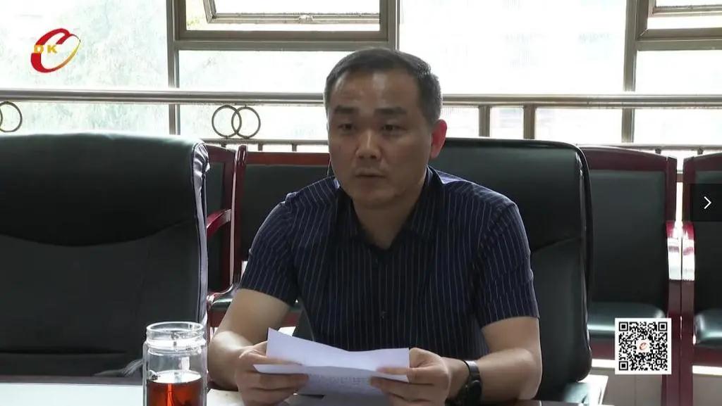 贺永亮到杨林、黄桥、石江和竹市等镇调研(图1)
