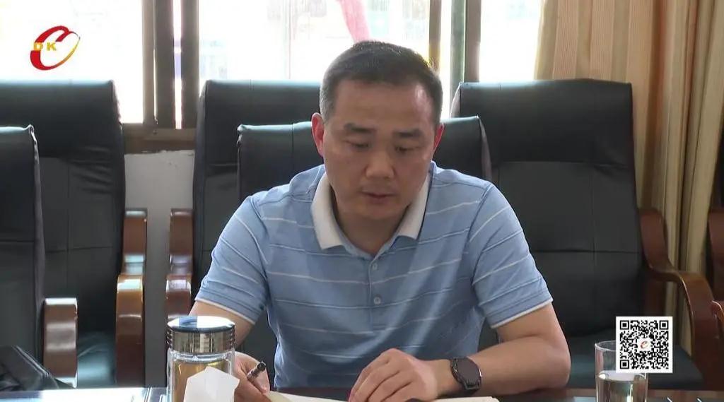 贺永亮到部分乡镇、街道调研(图1)