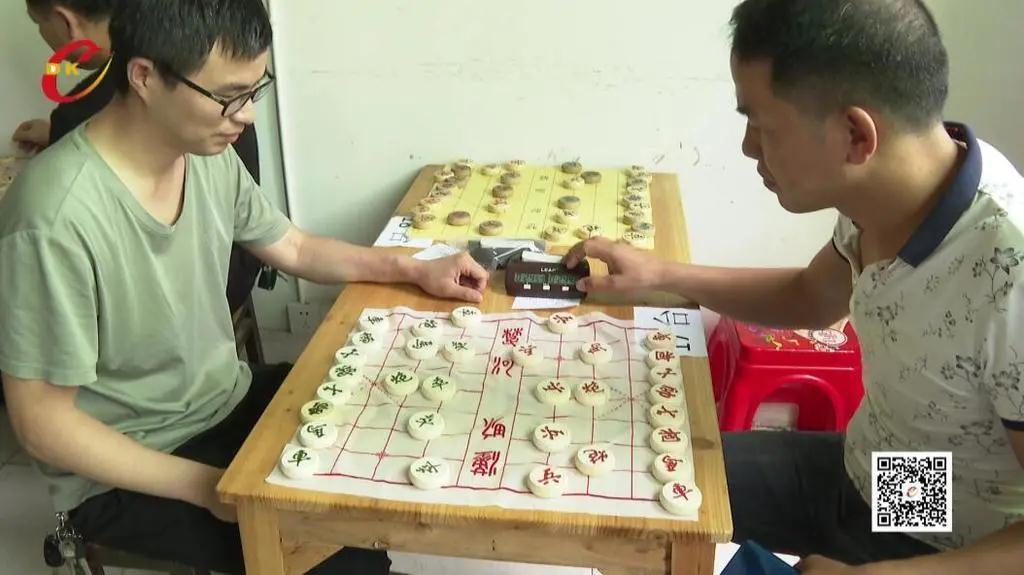 洞口县举行第四届职工象棋暨高沙古商城杯象棋赛(图2)
