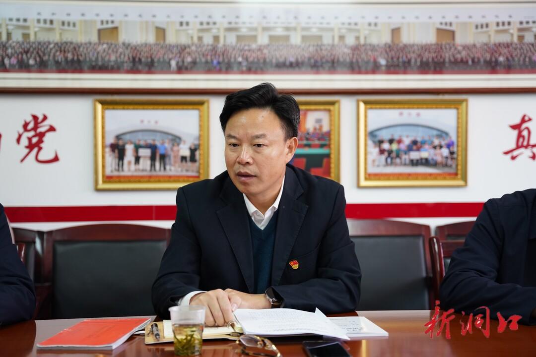 吴韬调研雪峰街道乡村振兴工作强调：以更严作风 更实责任 做好乡村振兴工作(图2)