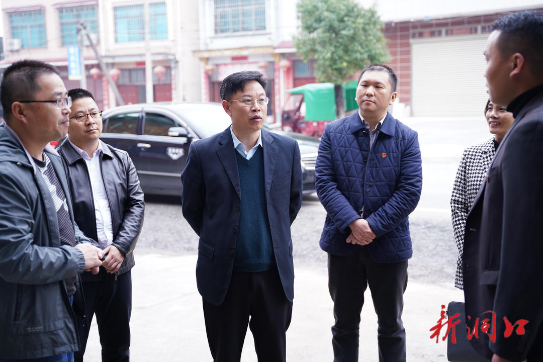 吴韬到毓兰镇调研乡村振兴工作(图1)