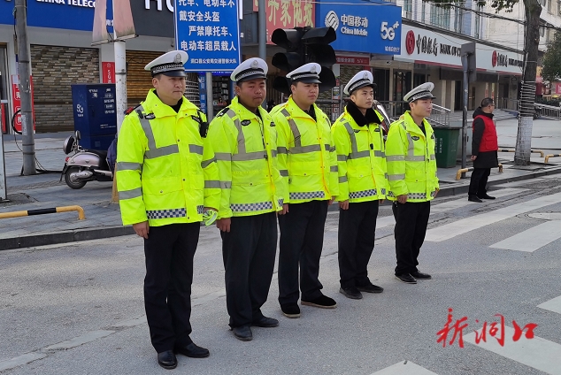 “新春走基层•节日我在岗”洞口县党员干部用辛苦指数换取人民群众的幸福指数(图13)