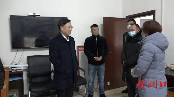“新春走基层•节日我在岗”洞口县党员干部用辛苦指数换取人民群众的幸福指数(图1)