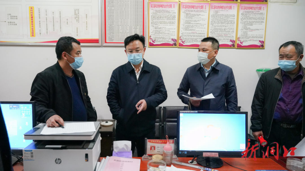 吴韬连夜督查疫情防控工作强调：切实加强重点人群摸排管控(图2)